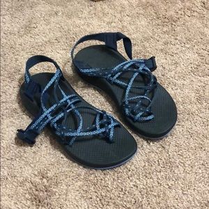 3 strap blue Chacos
